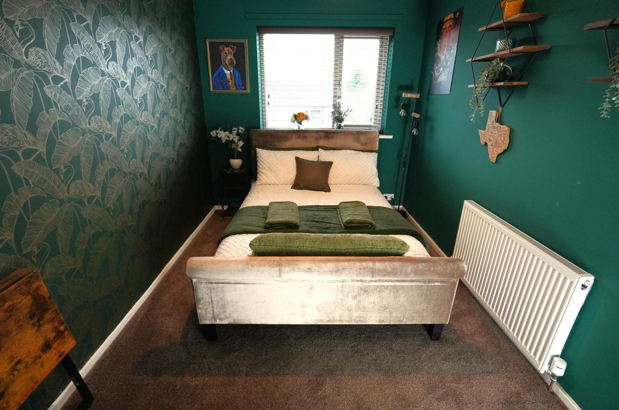 Detached Homestay - Super, King & Double Rooms - Leyland, Preston, Chorley, Lancashire Esterno foto