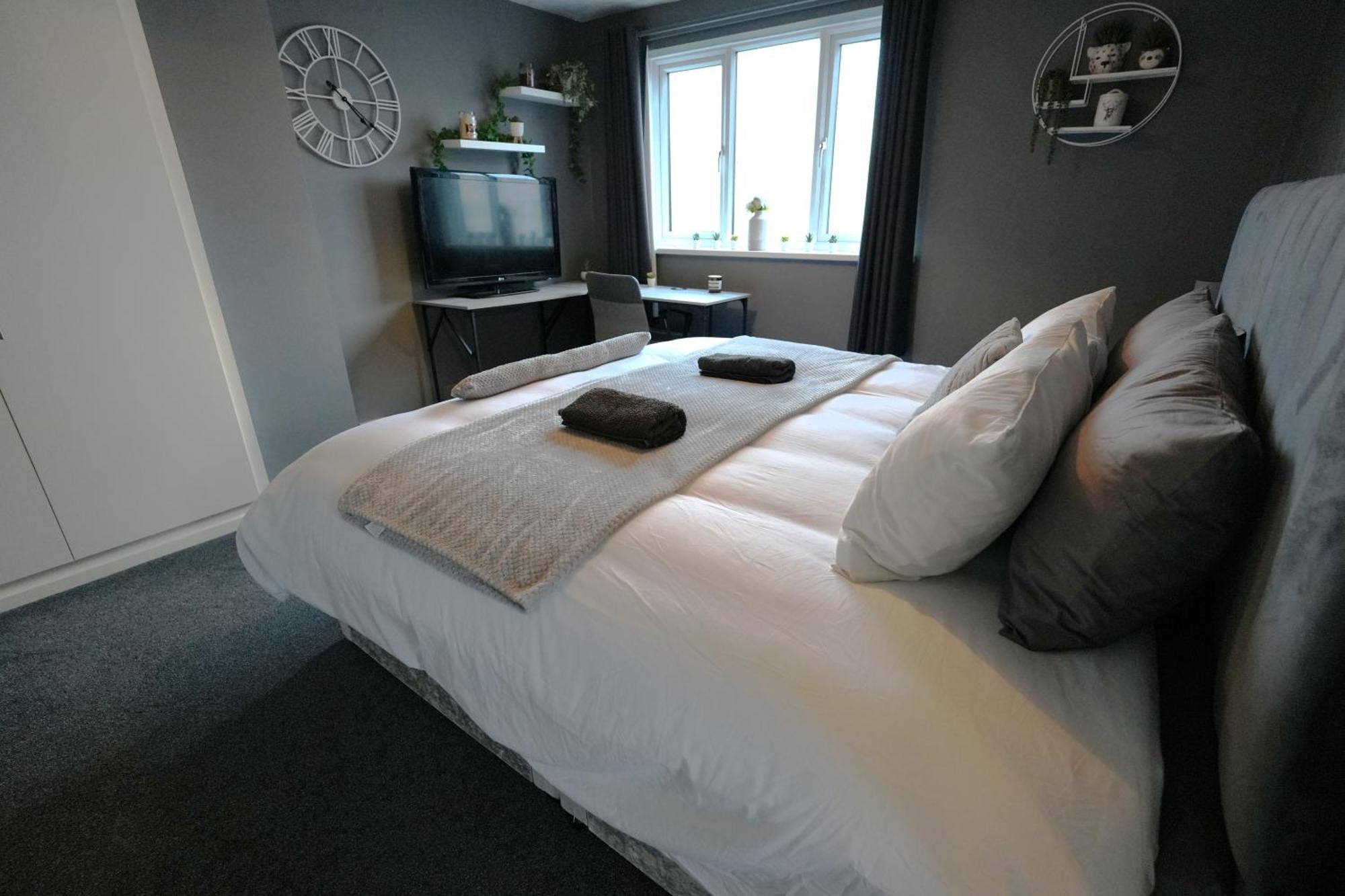 Detached Homestay - Super, King & Double Rooms - Leyland, Preston, Chorley, Lancashire Esterno foto