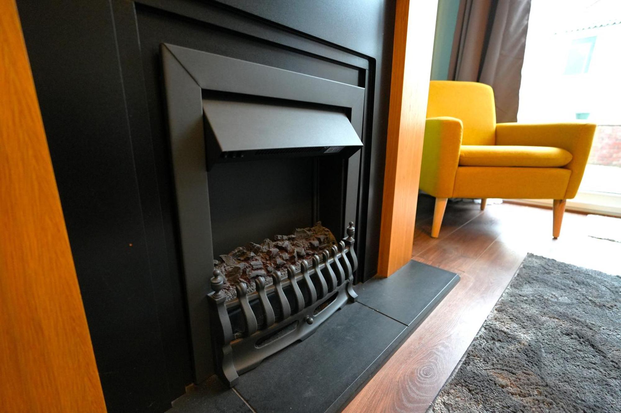Detached Homestay - Super, King & Double Rooms - Leyland, Preston, Chorley, Lancashire Esterno foto